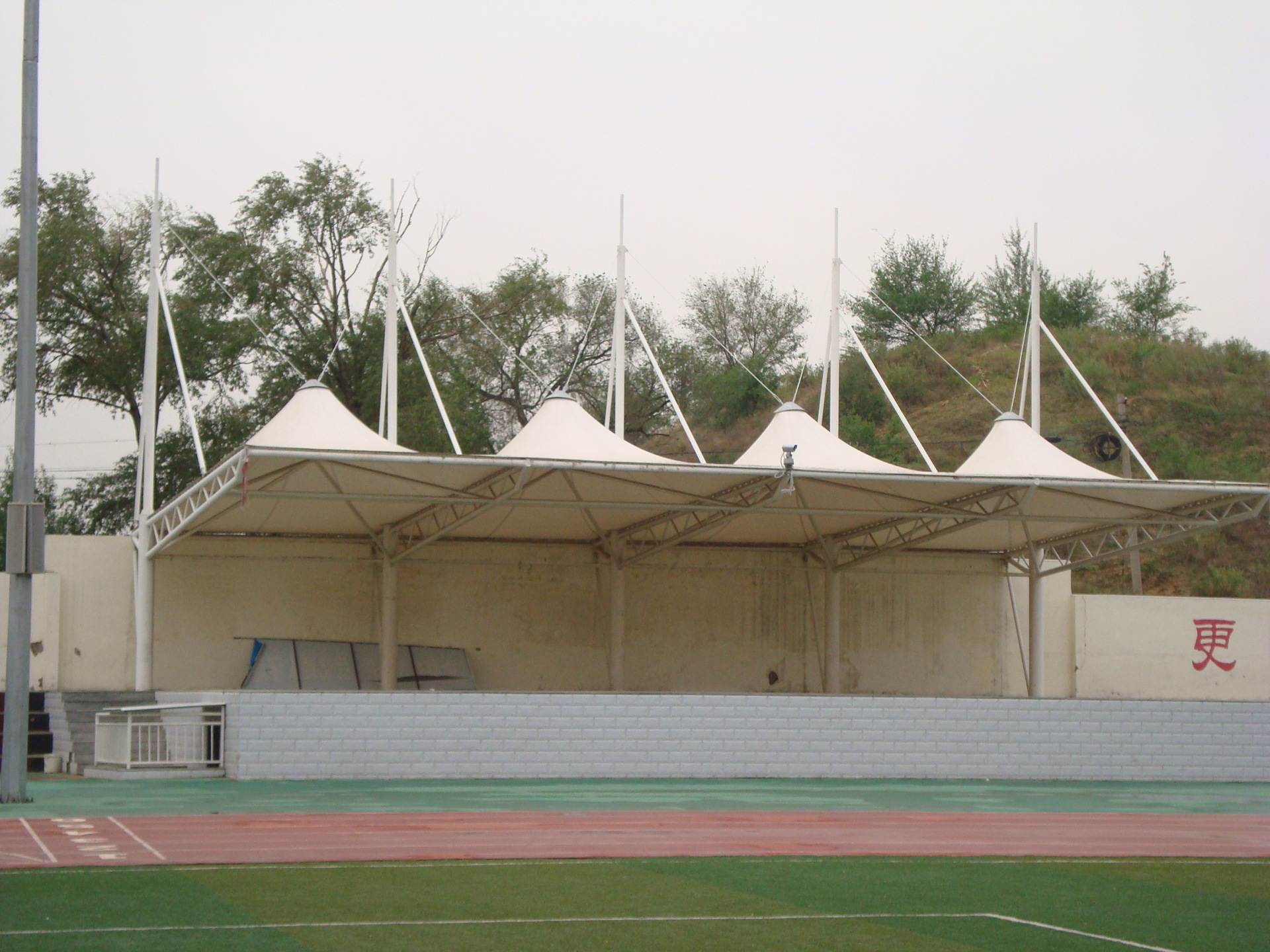 Խ��Ĥ�Y(ji��)��(g��u)���_�ڰ��b�깤��������������ô��(zh��)��